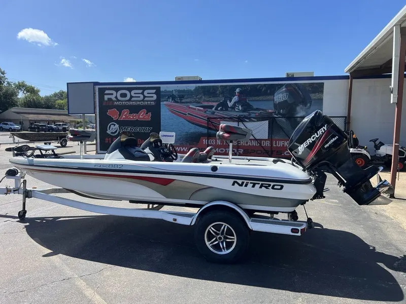 Slide: The Image of Tracker Nitro NX882 2005 - 5