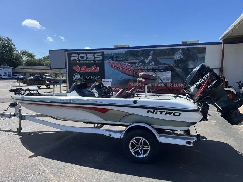 Slide: The Image of Tracker Nitro NX882 2005 - 7