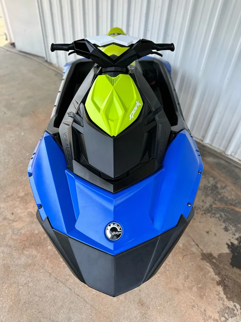 Slide: The Image of Sea-Doo 0064MB00 2021 - 3