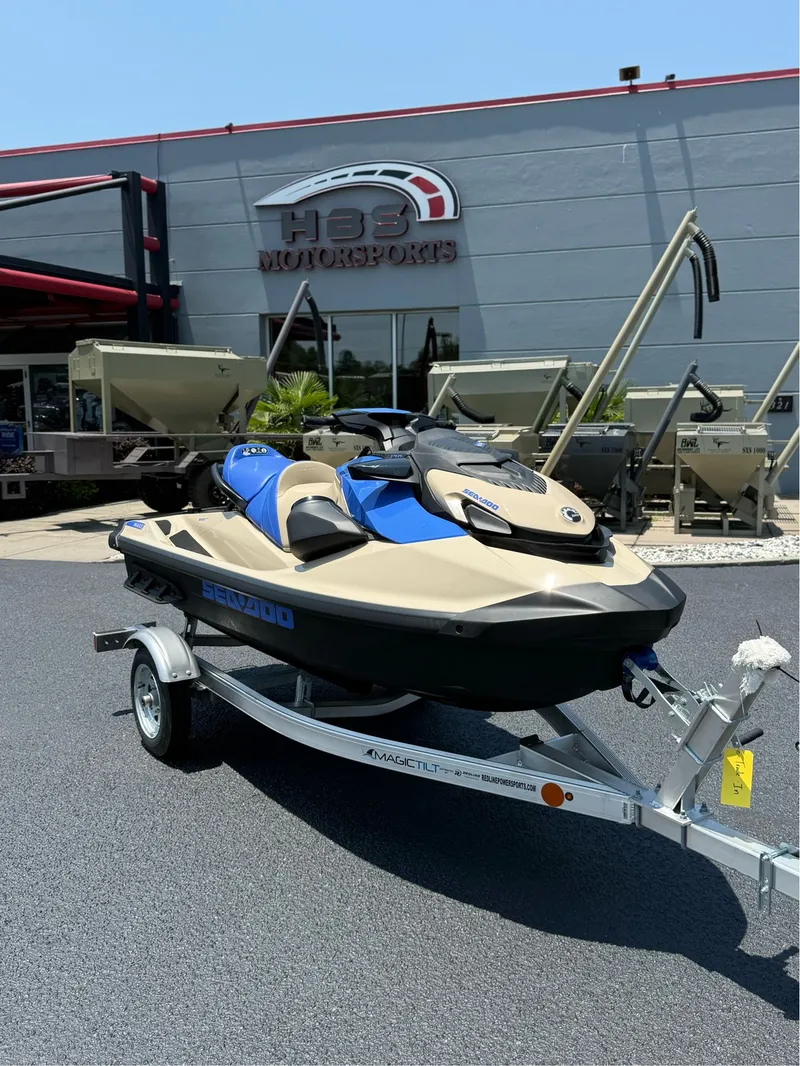 The Image of Sea-Doo Wake 170 2025 - 1