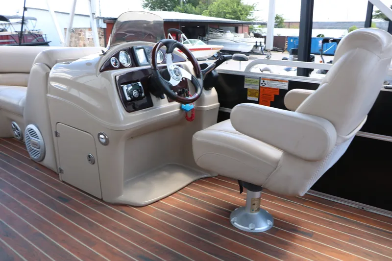 Slide: The Image of Xcursion X21C 2013 - 24