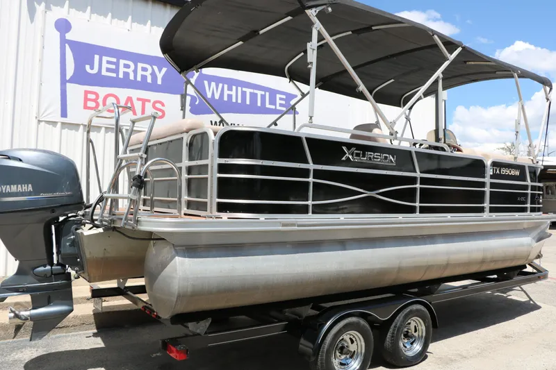 Slide: The Image of Xcursion X21C 2013 - 3