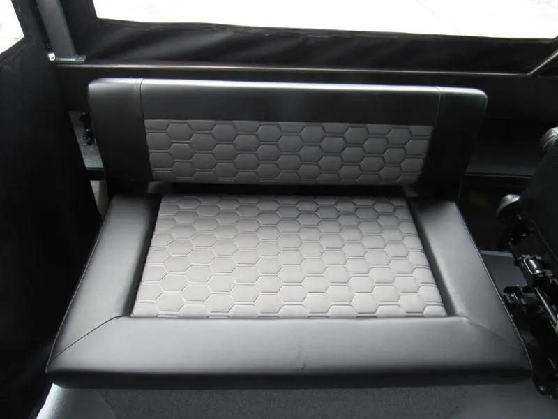 Slide: The Image of North River 23 SEAHAWK RTF 2026 - 14