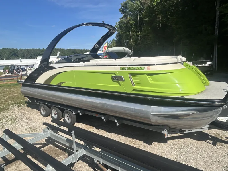 The Image of Bennington 25 QXFBWASP 2018 - 1