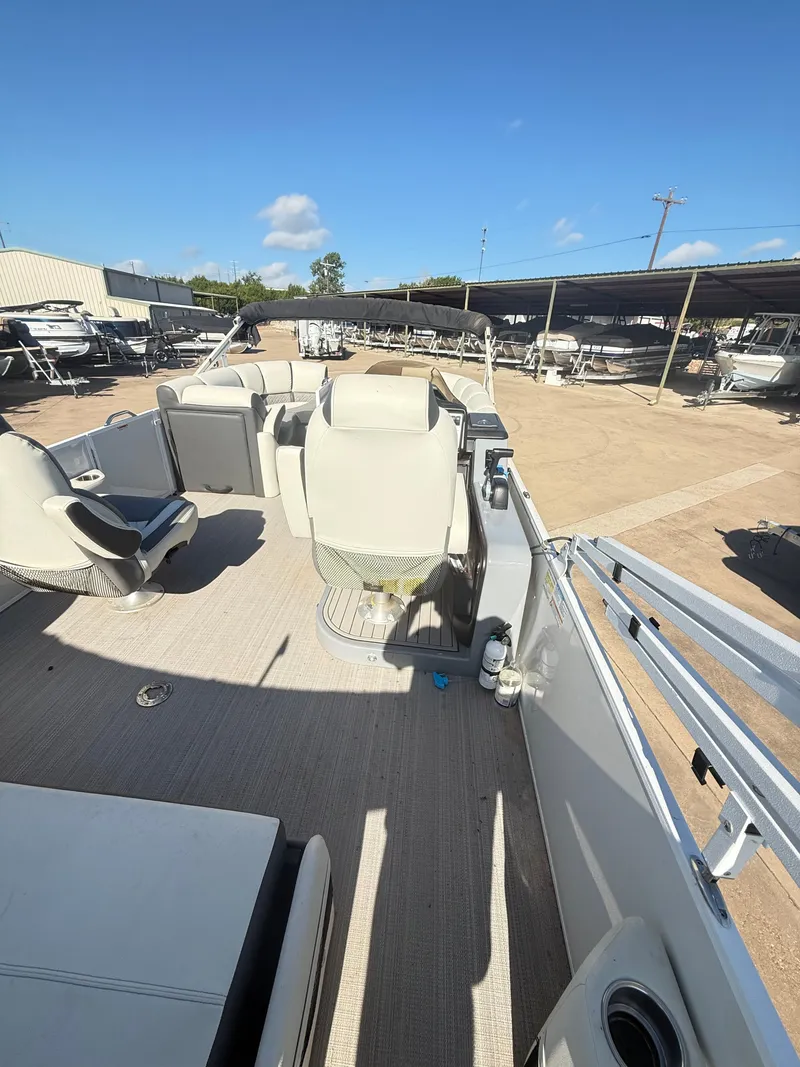 Slide: The Image of Veranda VP22VLC 2021 - 21