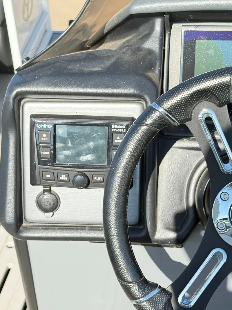 Slide: The Image of Veranda VP22VLC 2021 - 23