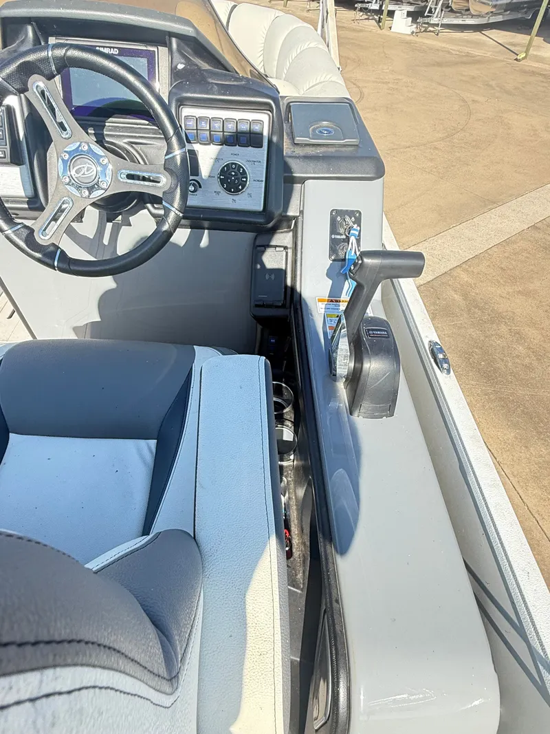 Slide: The Image of Veranda VP22VLC 2021 - 26