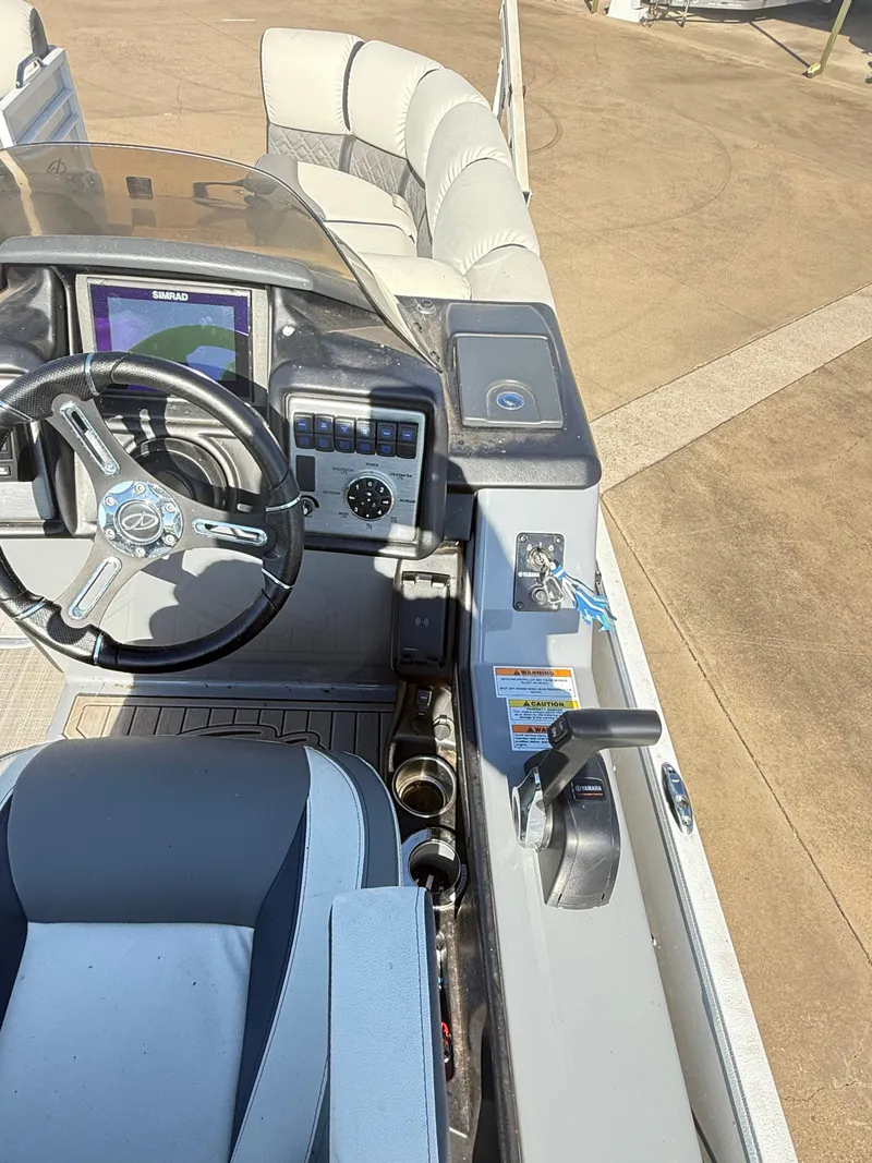 Slide: The Image of Veranda VP22VLC 2021 - 27