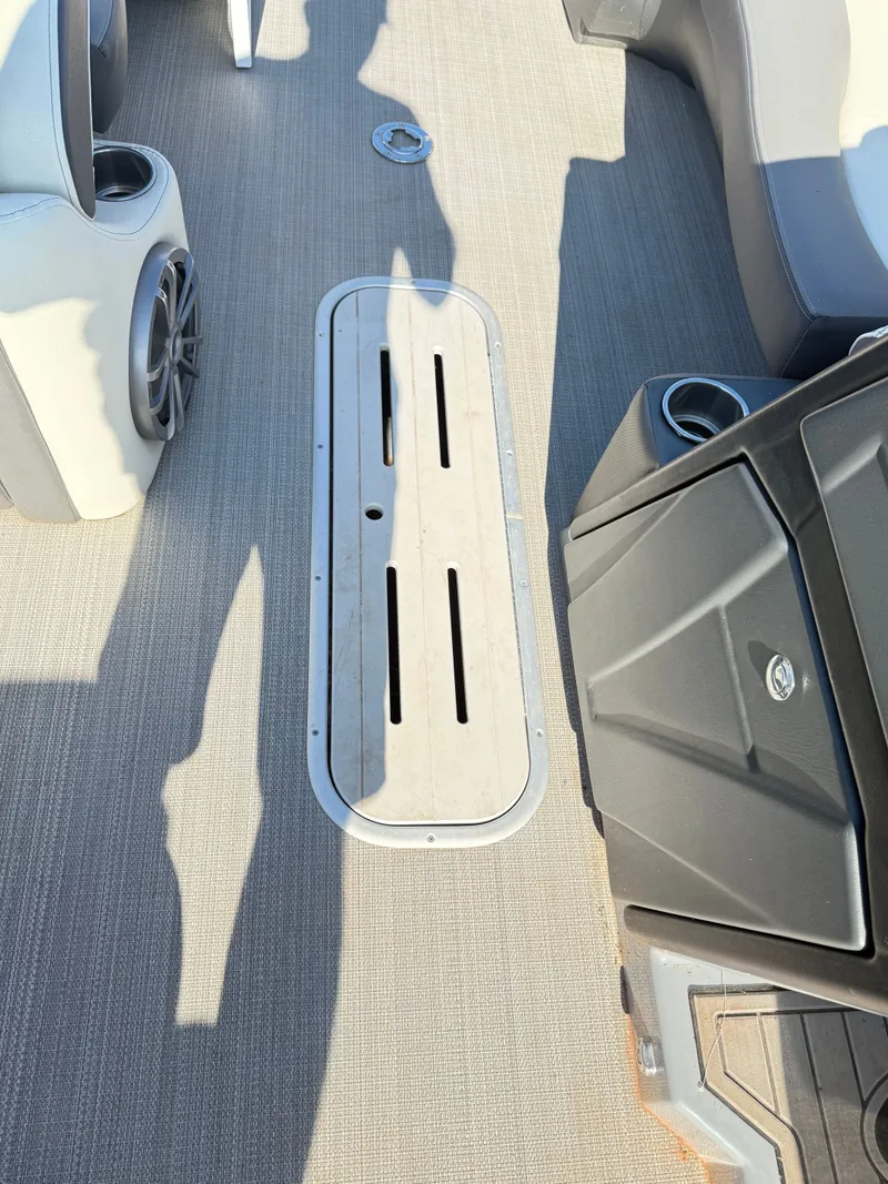 Slide: The Image of Veranda VP22VLC 2021 - 30