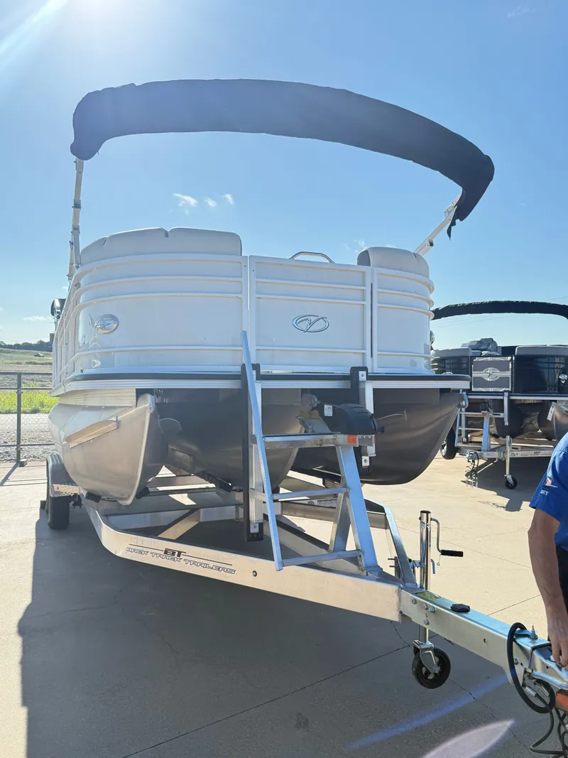 Slide: The Image of Veranda VP22VLC 2021 - 6