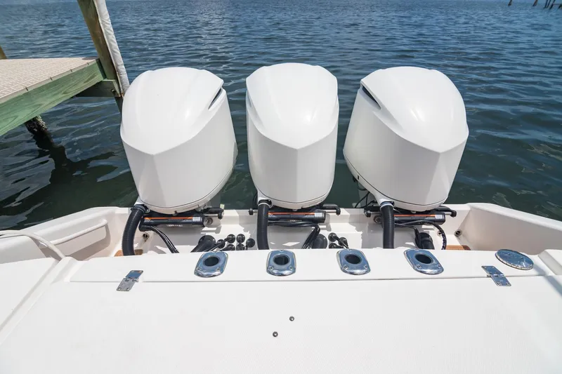 Slide: The Image of Trip Yamaha 300's   610 hours, still being used regularly so hours will increase - 5