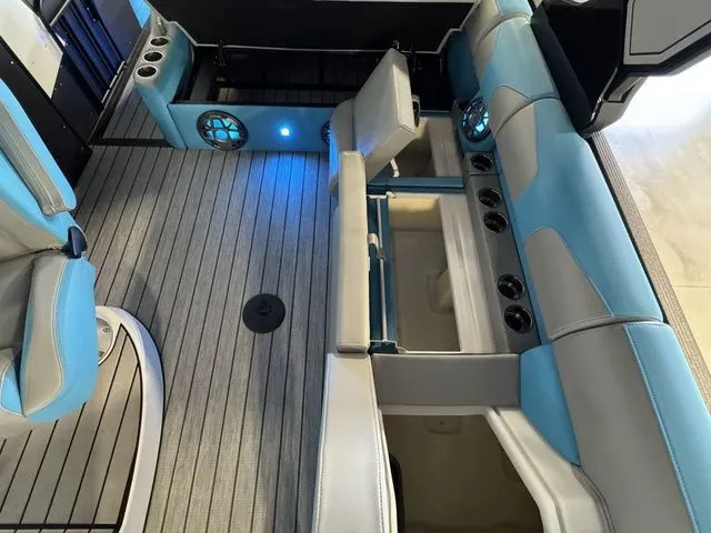 Slide: The Image of Montara SURF BOSS 25 2.0 SL 2026 - 20