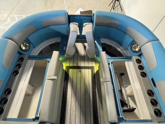 Slide: The Image of Montara SURF BOSS 25 2.0 SL 2026 - 23