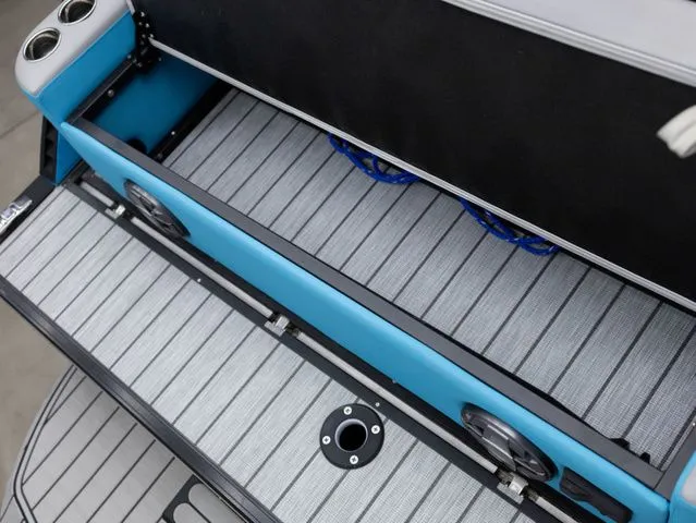 Slide: The Image of Montara SURF BOSS 25 2.0 SL 2026 - 45