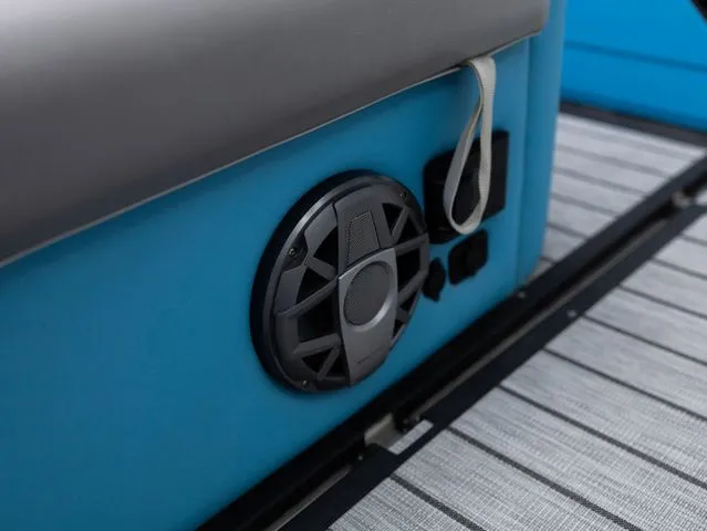 Slide: The Image of Montara SURF BOSS 25 2.0 SL 2026 - 47