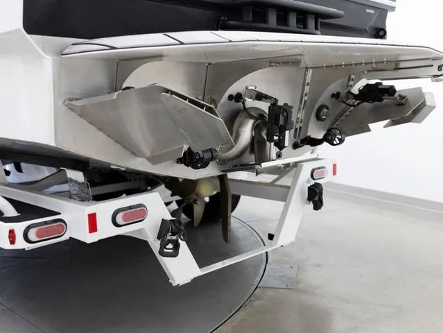 Slide: The Image of Montara SURF BOSS 25 2.0 SL 2026 - 57