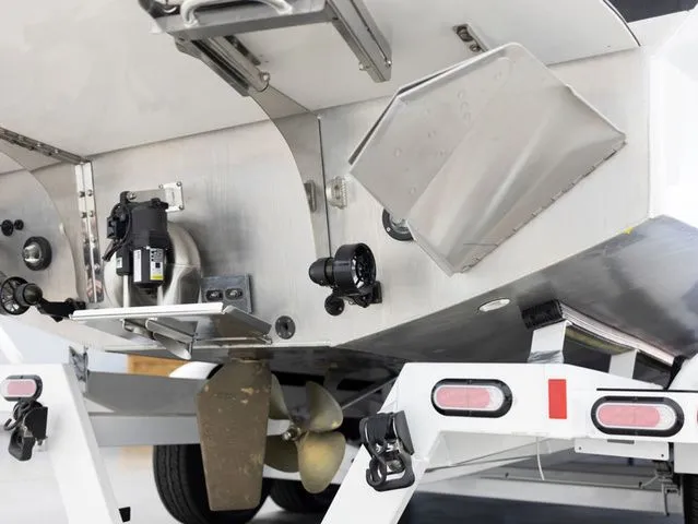 Slide: The Image of Montara SURF BOSS 25 2.0 SL 2026 - 60