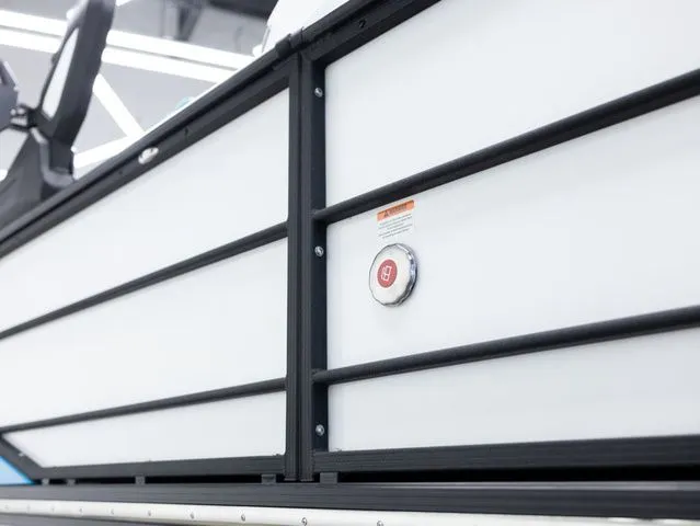 Slide: The Image of Montara SURF BOSS 25 2.0 SL 2026 - 62