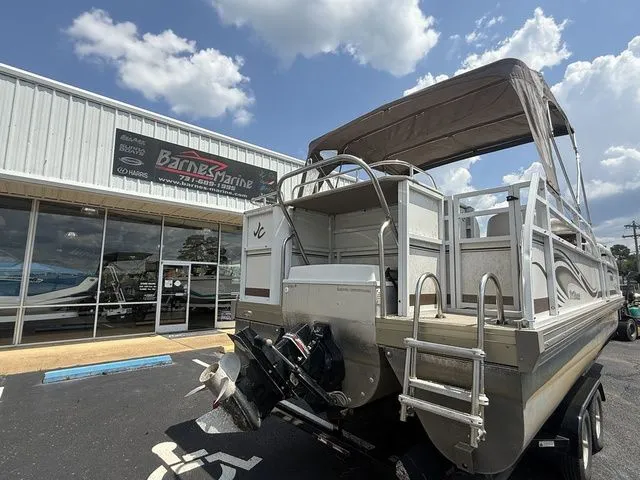 Slide: The Image of JC Tritoon Classic 266 2004 - 3