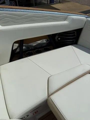 Slide: The Image of Nautique Super Air Nautique G23 2026 - 12