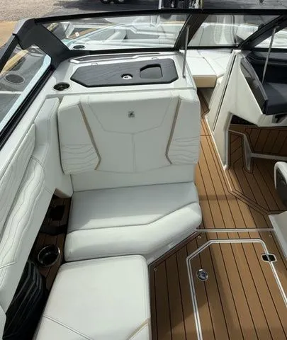 Slide: The Image of Nautique Super Air Nautique G23 2026 - 8