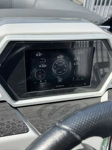 Slide: The Image of Manitou 21 Oasis RF VP II 2022 - 22