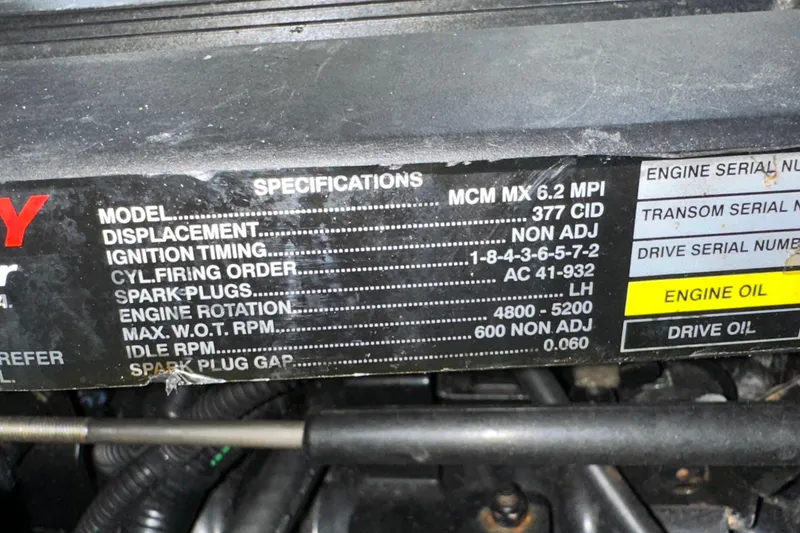 Slide: The Image of Engine specifications label for 2006 Sea Ray 260 Sundancer, MCM MX 6.2 MPI, 377 CID. - 51