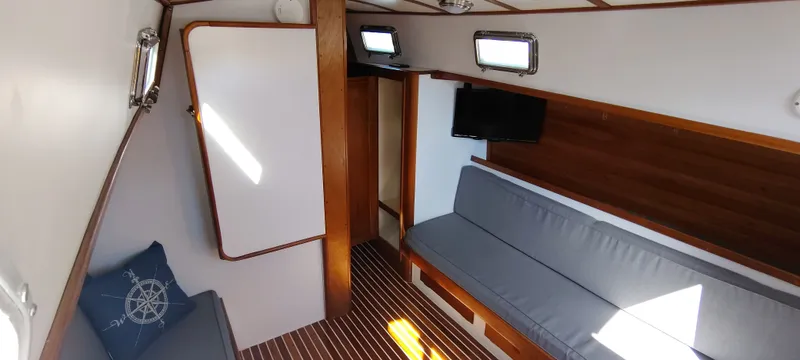 Slide: The Image of Islander 37 1967 - 21