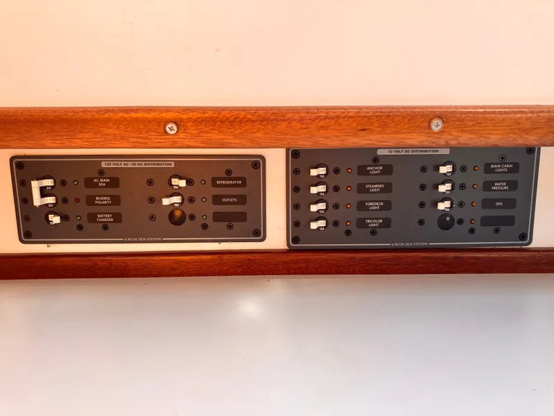 Slide: The Image of Islander 37 1967 - 48