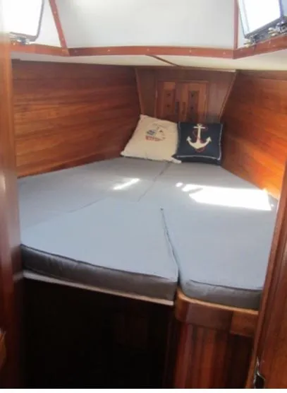 Slide: The Image of Islander 37 1967 - 5