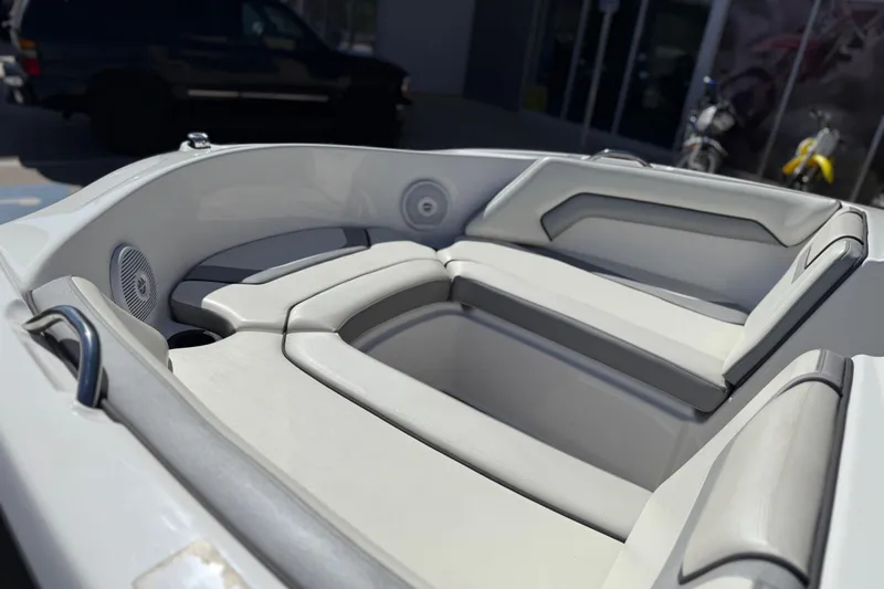 Slide: The Image of 2017 Yamaha Boats AR190 interior seating with sleek design and comfortable cushions. - 15