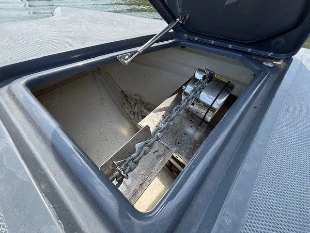 Slide: The Image of World Cat 400 CC-X 2022 - 8