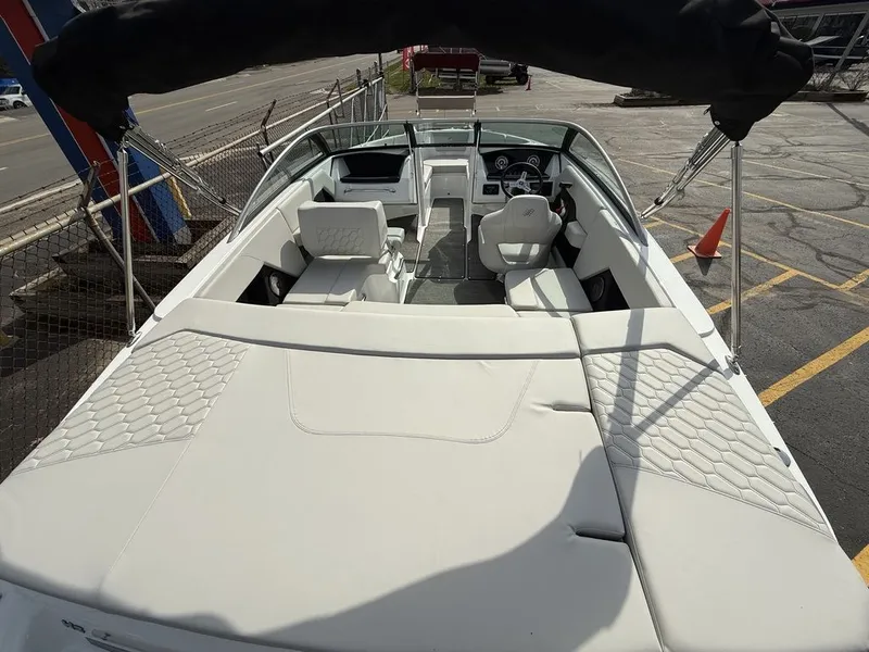 Slide: The Image of Four Winns H2 2026 - 4