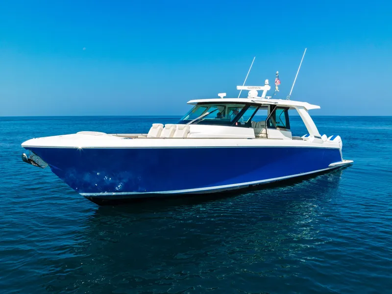 Slide: The Image of Tiara 48 LS 2022 - 11