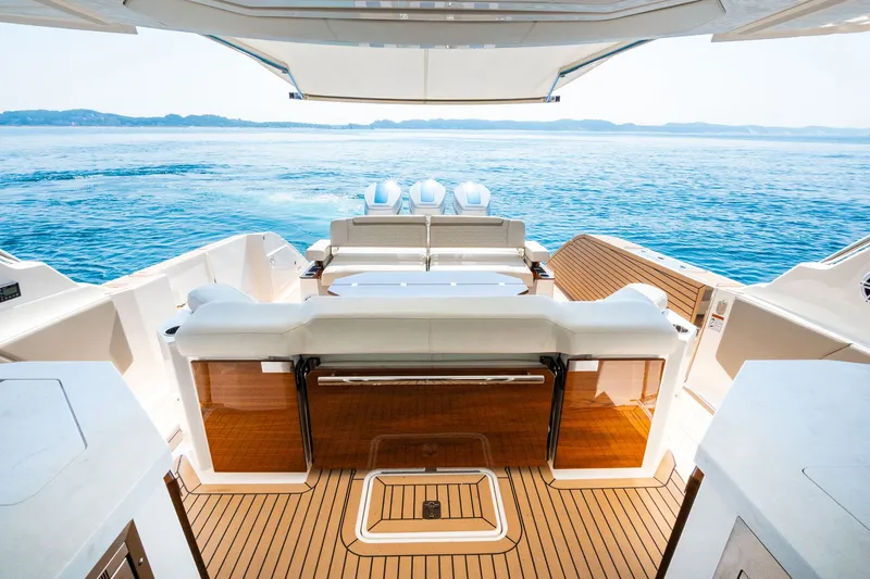 Slide: The Image of Tiara 48 LS 2022 - 44