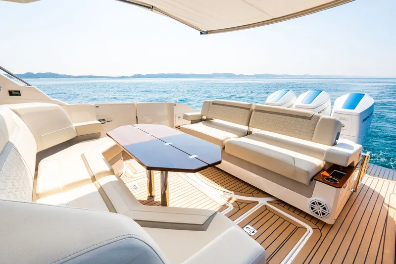 Slide: The Image of Tiara 48 LS 2022 - 65