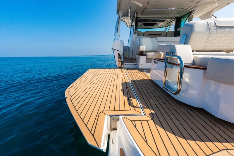 Slide: The Image of Tiara 48 LS 2022 - 89