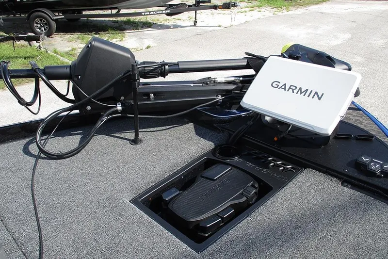 Slide: The Image of 2026 Nitro Z21 XL Pro boat with Garmin navigation system on deck. - 30