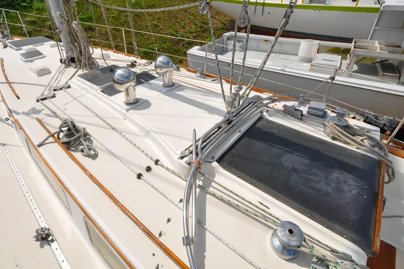 Slide: The Image of Deck of 1984 Sabre 38 MKI sailboat with rigging and winches. - 27