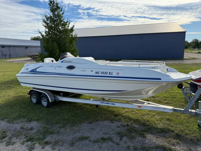 Slide: The Image of Sea Ray 240 Sundeck 1998 - 0