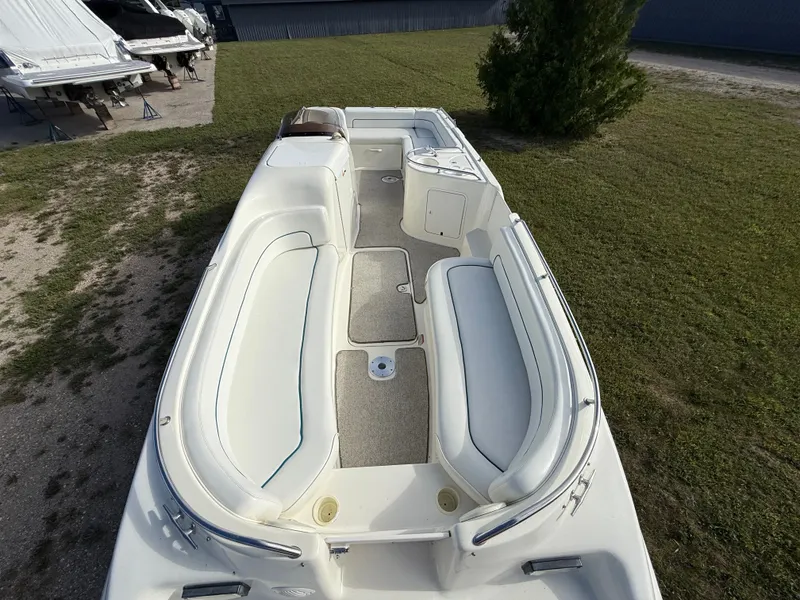 Slide: The Image of Sea Ray 240 Sundeck 1998 - 17