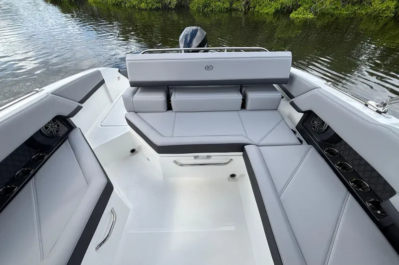 Slide: The Image of Luxurious seating on 2026 Cobalt R4 Outboard boat, featuring sleek design and spacious layout. - 10