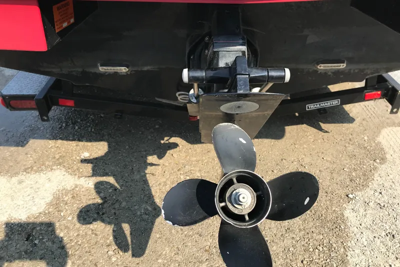 Slide: The Image of 2012 Starcraft Crossover 220 SCX IO boat propeller and trailer detail. - 7