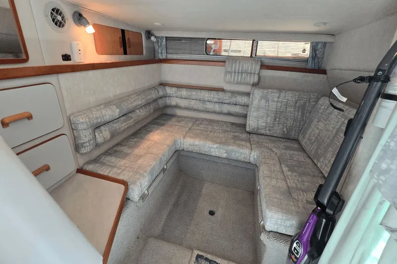 Slide: The Image of Sea Ray Sundancer 310 1991 - 21