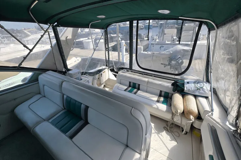 Slide: The Image of Sea Ray Sundancer 310 1991 - 3