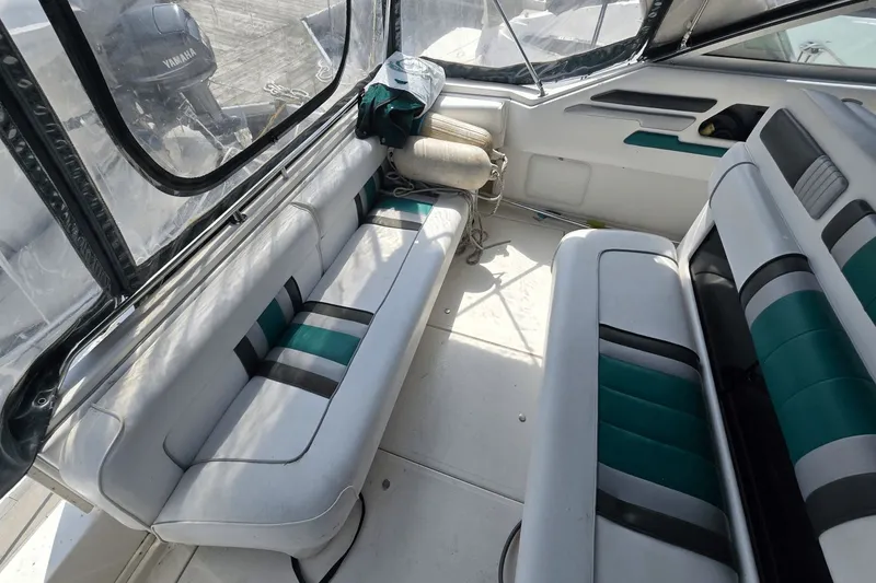 Slide: The Image of Sea Ray Sundancer 310 1991 - 6