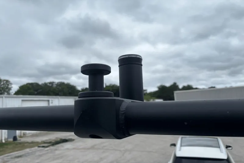 Slide: The Image of Bayliner VR 6 2023 - 22