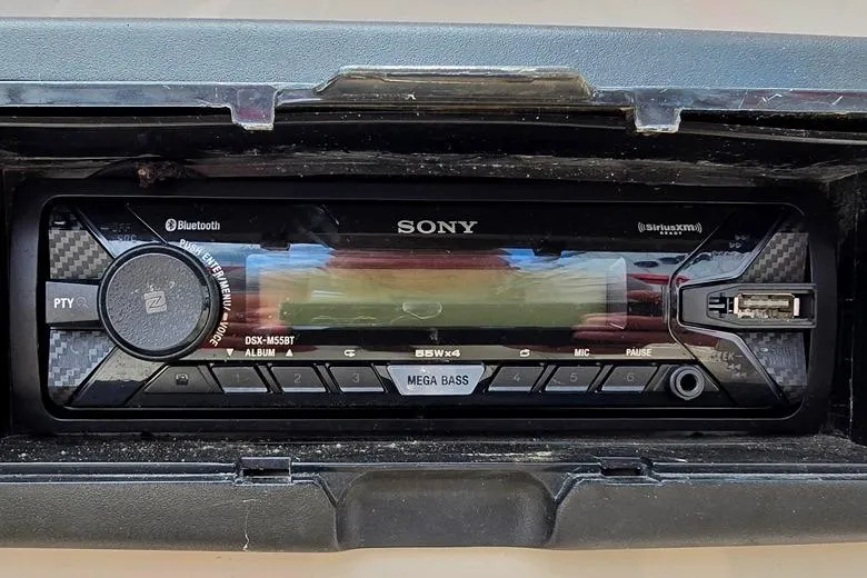 Slide: The Image of Sony car stereo with Bluetooth and Mega Bass in a 2005 Rinker 192 Captiva BR. - 15