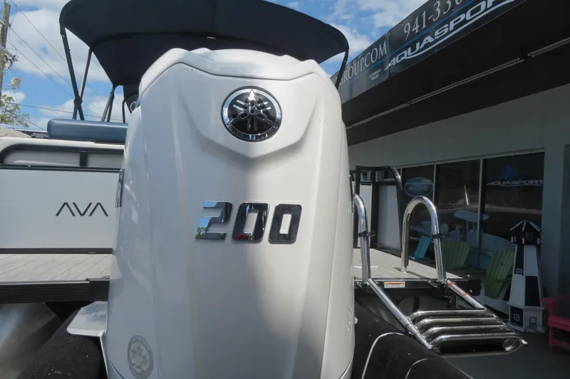 Slide: The Image of 2025 Avalon 2385 LSZ Versatile Rear Lounger with 200 HP engine in Sarasota, FL. - 20