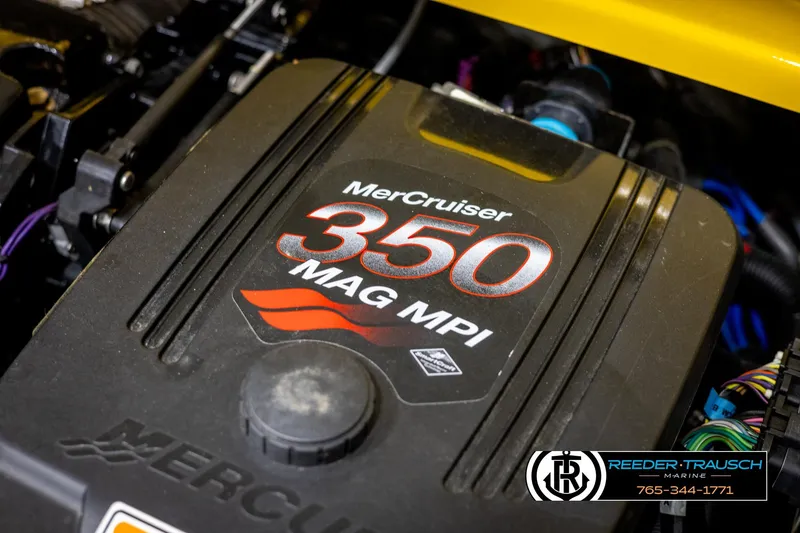 Slide: The Image of MerCruiser 350 MAG MPI engine in 2007 Crownline 21 SS boat. - 44